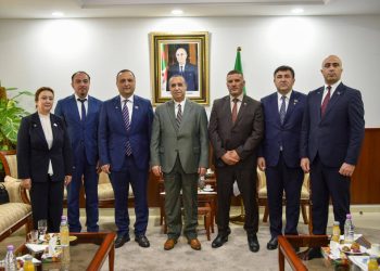 Hydrocarbures et énergies : L’Algérie et l’Azerbaïdjan examinent le renforcement de leur partenariat