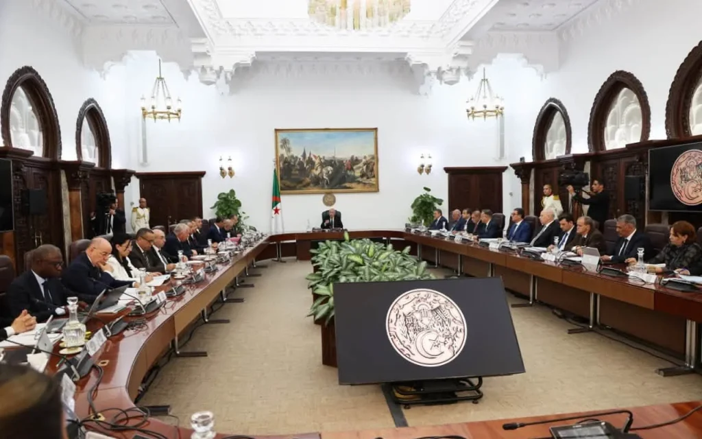 Interconnexion des administrations : Tebboune fixe un ultimatum d’un mois