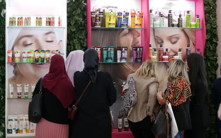 Cosmétiques en Algérie : Le nouveau paradigme de la production et du contrôle