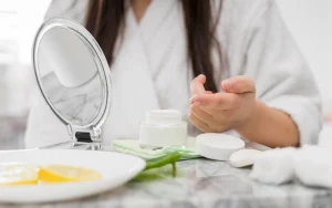 Santé et Beauté : L’ascension fulgurante de la dermocosmétique en pharmacie