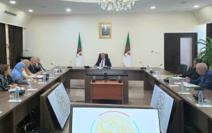 Entretien des routes : Djellaoui préside une réunion de coordination